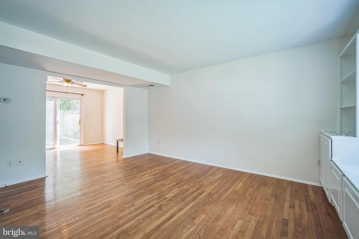 8361 LUCE CT, SPRINGFIELD, Virginia 22153, 3 Bedrooms Bedrooms, ,2 BathroomsBathrooms,Residential,For sale,8361 LUCE CT,VAFX2242594 MLS # VAFX2242594
