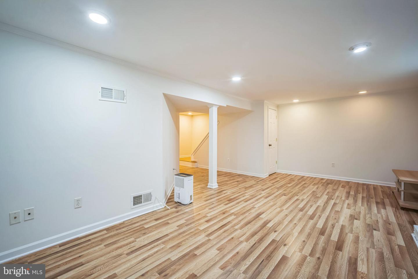 8361 LUCE CT, SPRINGFIELD, Virginia 22153, 3 Bedrooms Bedrooms, ,2 BathroomsBathrooms,Residential,For sale,8361 LUCE CT,VAFX2242594 MLS # VAFX2242594