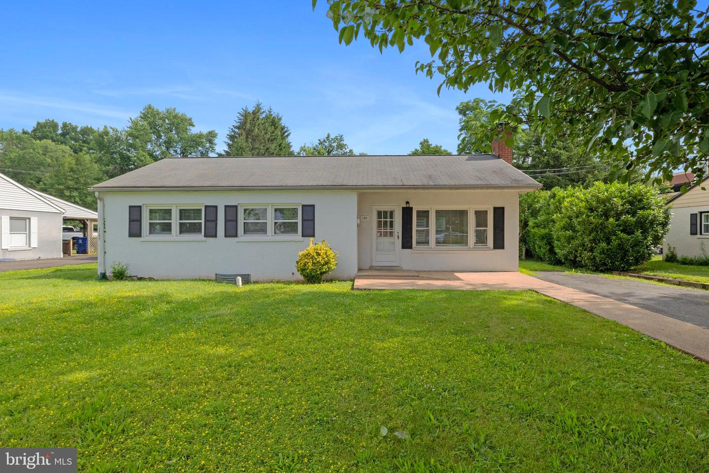 106 NORTH ST NE, LEESBURG, Virginia 20176, 3 Bedrooms Bedrooms, ,1 BathroomBathrooms,Residential,For sale,106 NORTH ST NE,VALO2097828 MLS # VALO2097828