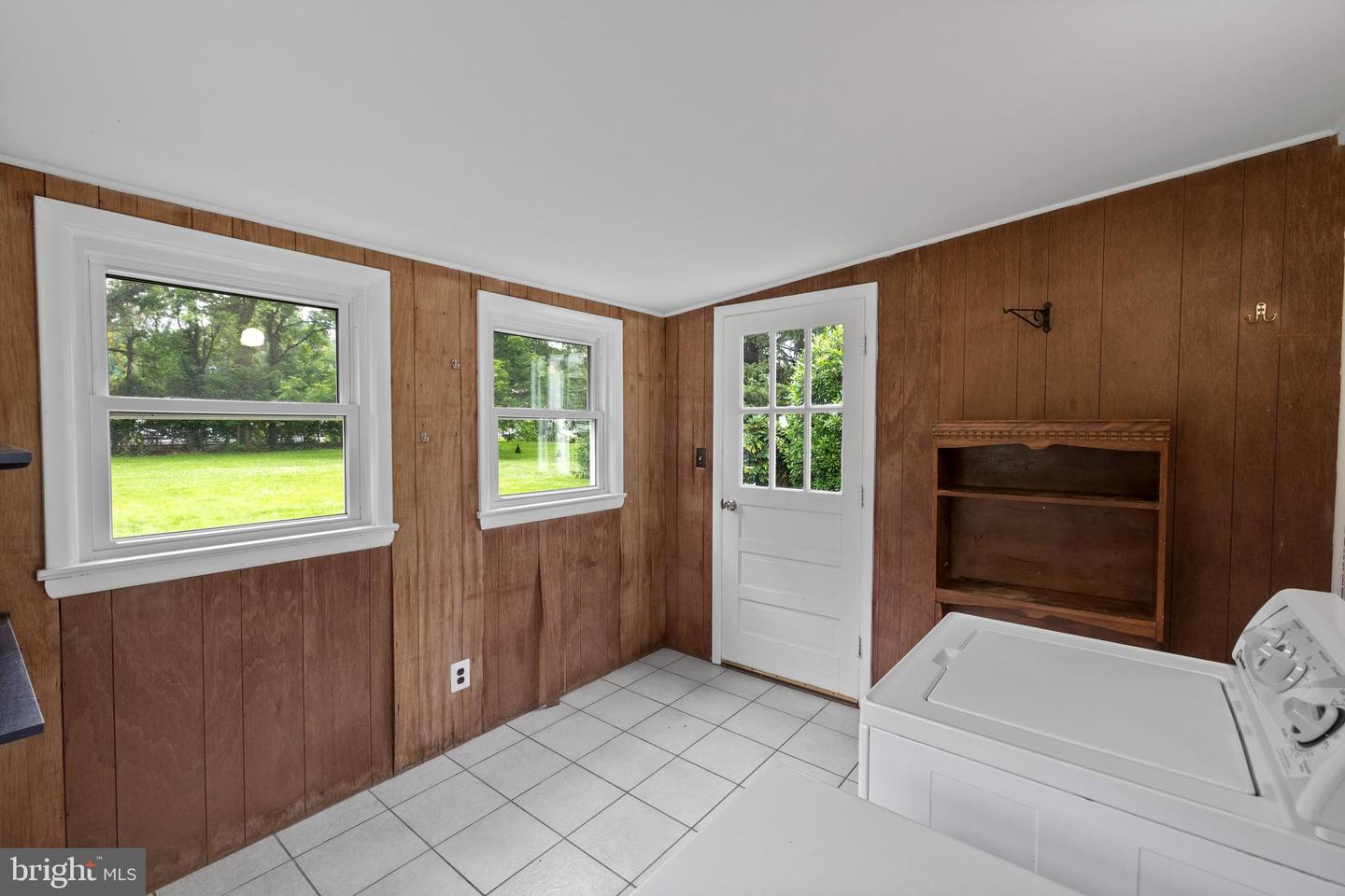 106 NORTH ST NE, LEESBURG, Virginia 20176, 3 Bedrooms Bedrooms, ,1 BathroomBathrooms,Residential,For sale,106 NORTH ST NE,VALO2097828 MLS # VALO2097828