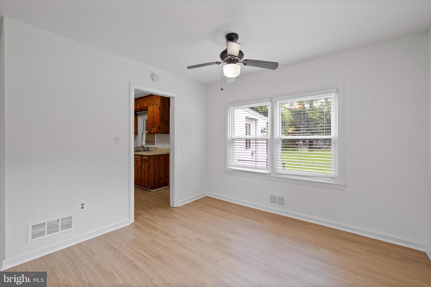 106 NORTH ST NE, LEESBURG, Virginia 20176, 3 Bedrooms Bedrooms, ,1 BathroomBathrooms,Residential,For sale,106 NORTH ST NE,VALO2097828 MLS # VALO2097828