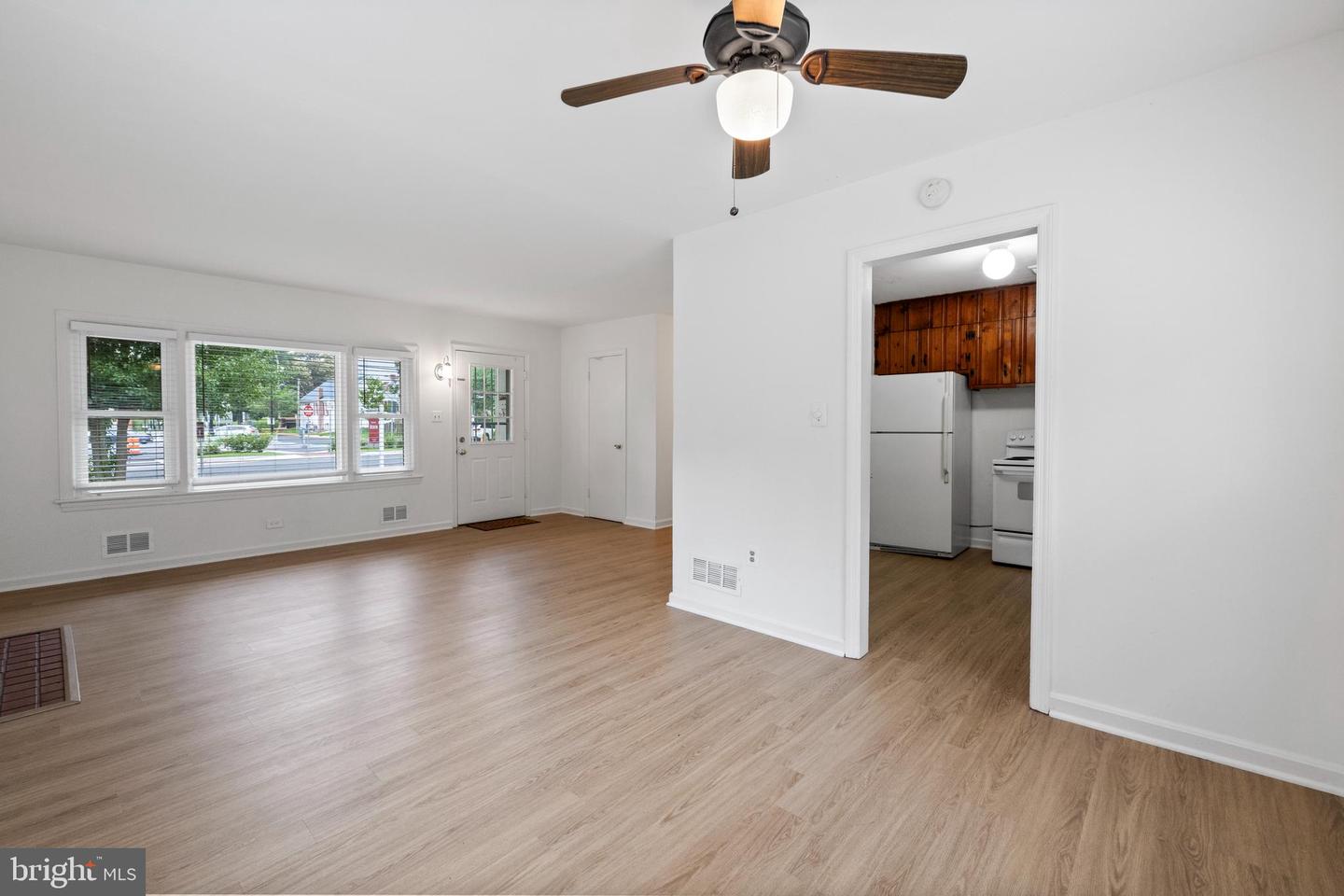 106 NORTH ST NE, LEESBURG, Virginia 20176, 3 Bedrooms Bedrooms, ,1 BathroomBathrooms,Residential,For sale,106 NORTH ST NE,VALO2097828 MLS # VALO2097828