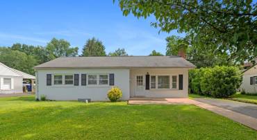 106 NORTH ST NE, LEESBURG, Virginia 20176, 3 Bedrooms Bedrooms, ,1 BathroomBathrooms,Residential,For sale,106 NORTH ST NE,VALO2097828 MLS # VALO2097828
