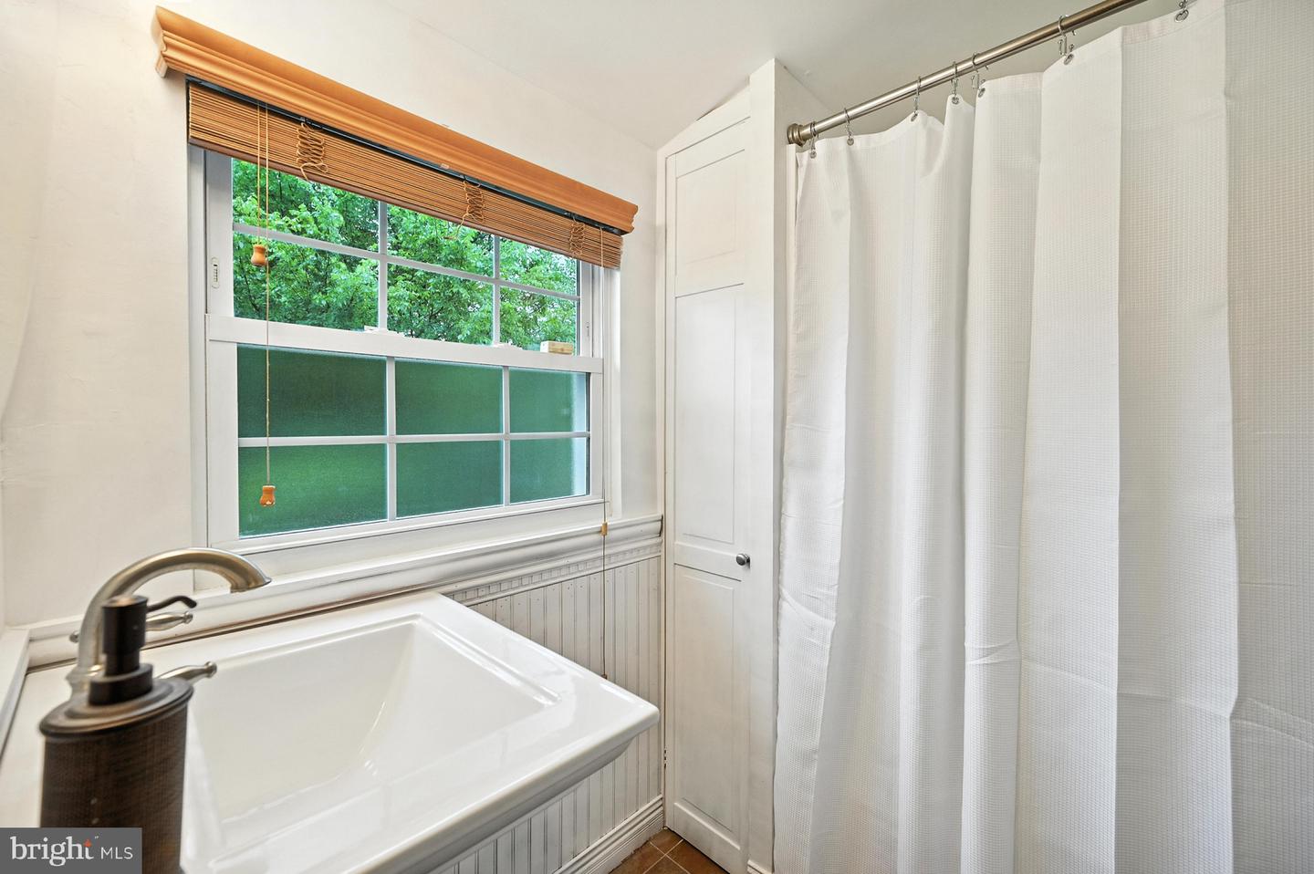 3921 22ND ST NE, WASHINGTON, District Of Columbia 20018, 3 Bedrooms Bedrooms, ,2 BathroomsBathrooms,Residential,For sale,3921 22ND ST NE,DCDC2203224 MLS # DCDC2203224 3921 22ND ST NE, WASHINGTON, District Of Columbia 20018, 3 Bedrooms Bedrooms, ,2 BathroomsBathrooms,Residential,For sale,3921 22ND ST NE,DCDC2203224 MLS # DCDC2203224