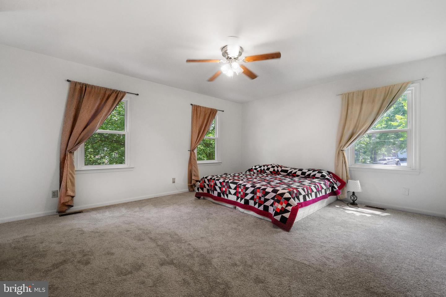 111 OAKLAWN RD, STAFFORD, Virginia 22554, 5 Bedrooms Bedrooms, ,2 BathroomsBathrooms,Residential,For sale,111 OAKLAWN RD,VAST2039444 MLS # VAST2039444