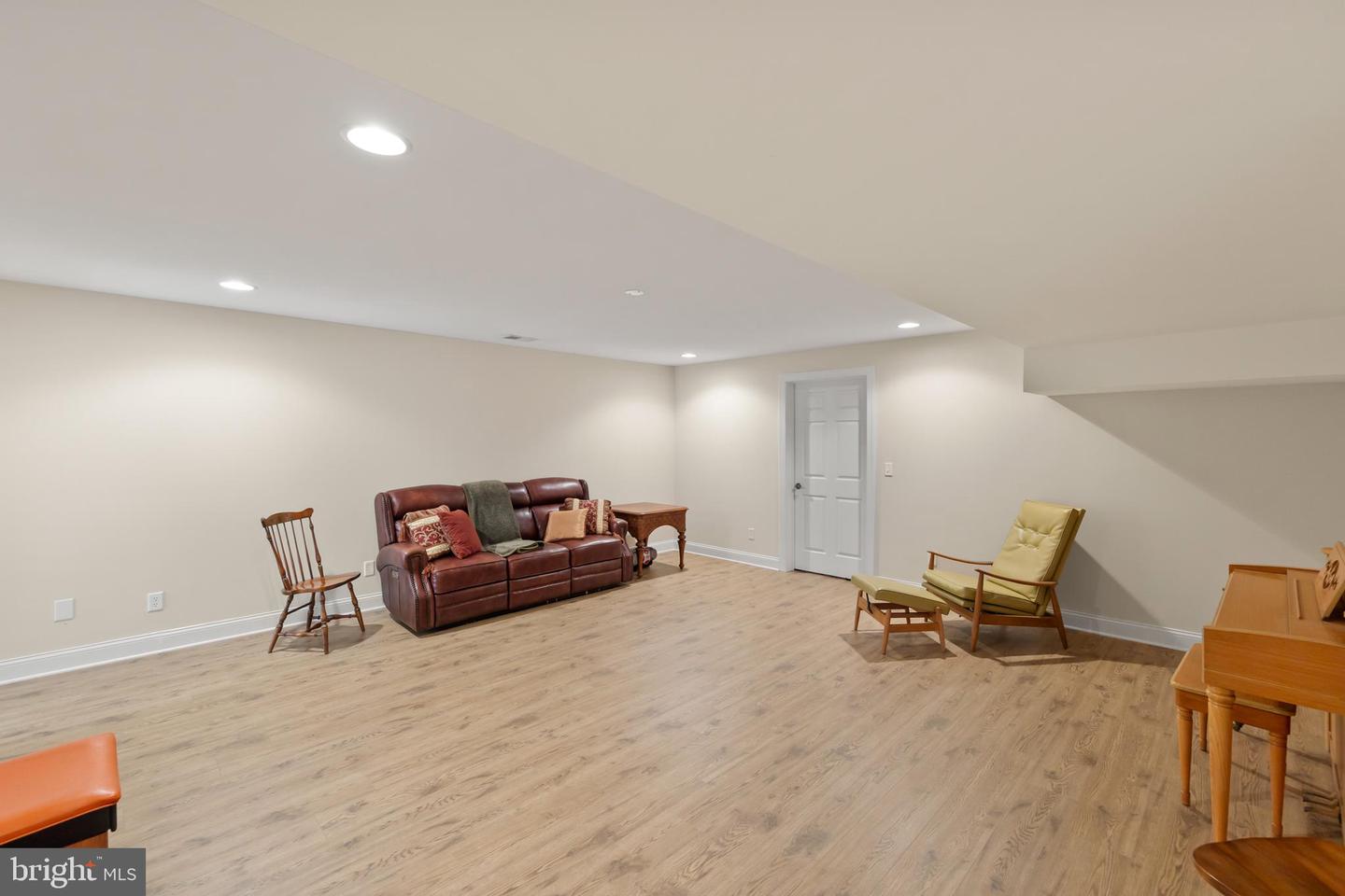 1020 BRECKINRIDGE LN, WINCHESTER, Virginia 22601, 8 Bedrooms Bedrooms, ,5 BathroomsBathrooms,Residential,For sale,1020 BRECKINRIDGE LN,VAWI2007912 MLS # VAWI2007912