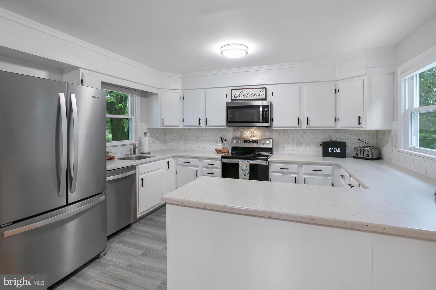 6001 KROY CT, SPRINGFIELD, Virginia 22150, 4 Bedrooms Bedrooms, ,2 BathroomsBathrooms,Residential,For sale,6001 KROY CT,VAFX2245354 MLS # VAFX2245354