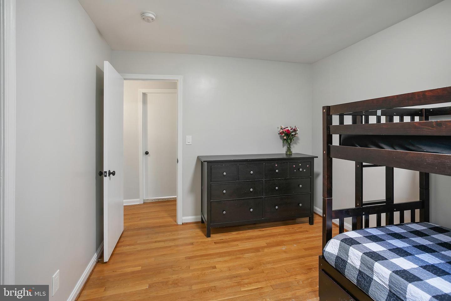 6001 KROY CT, SPRINGFIELD, Virginia 22150, 4 Bedrooms Bedrooms, ,2 BathroomsBathrooms,Residential,For sale,6001 KROY CT,VAFX2245354 MLS # VAFX2245354