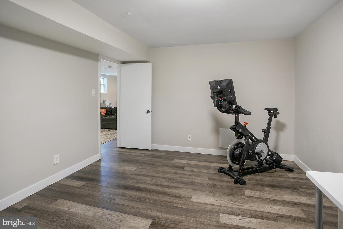 6001 KROY CT, SPRINGFIELD, Virginia 22150, 4 Bedrooms Bedrooms, ,2 BathroomsBathrooms,Residential,For sale,6001 KROY CT,VAFX2245354 MLS # VAFX2245354