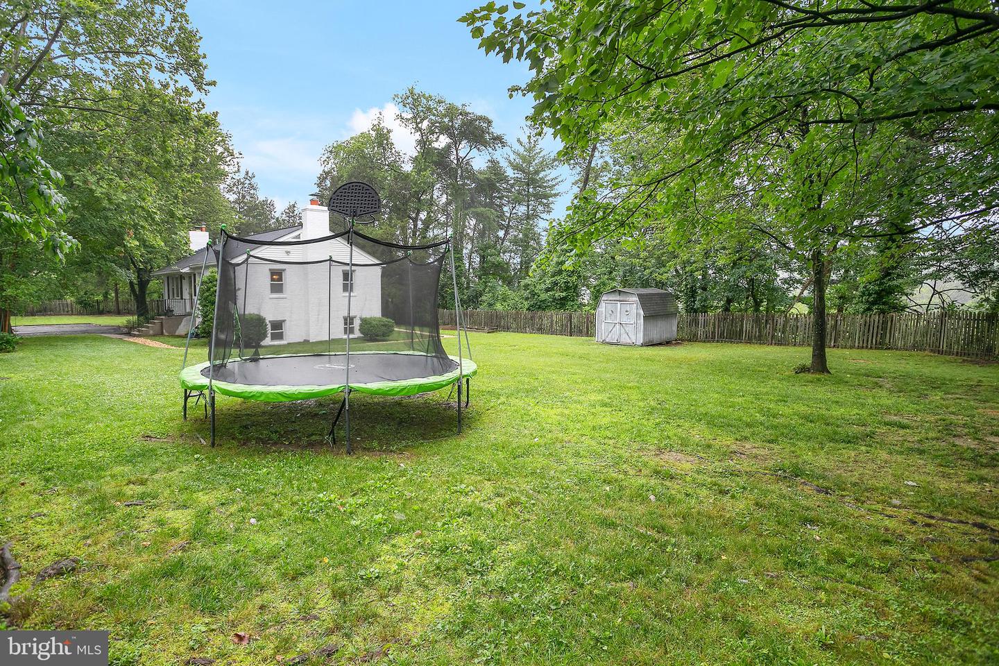 6001 KROY CT, SPRINGFIELD, Virginia 22150, 4 Bedrooms Bedrooms, ,2 BathroomsBathrooms,Residential,For sale,6001 KROY CT,VAFX2245354 MLS # VAFX2245354