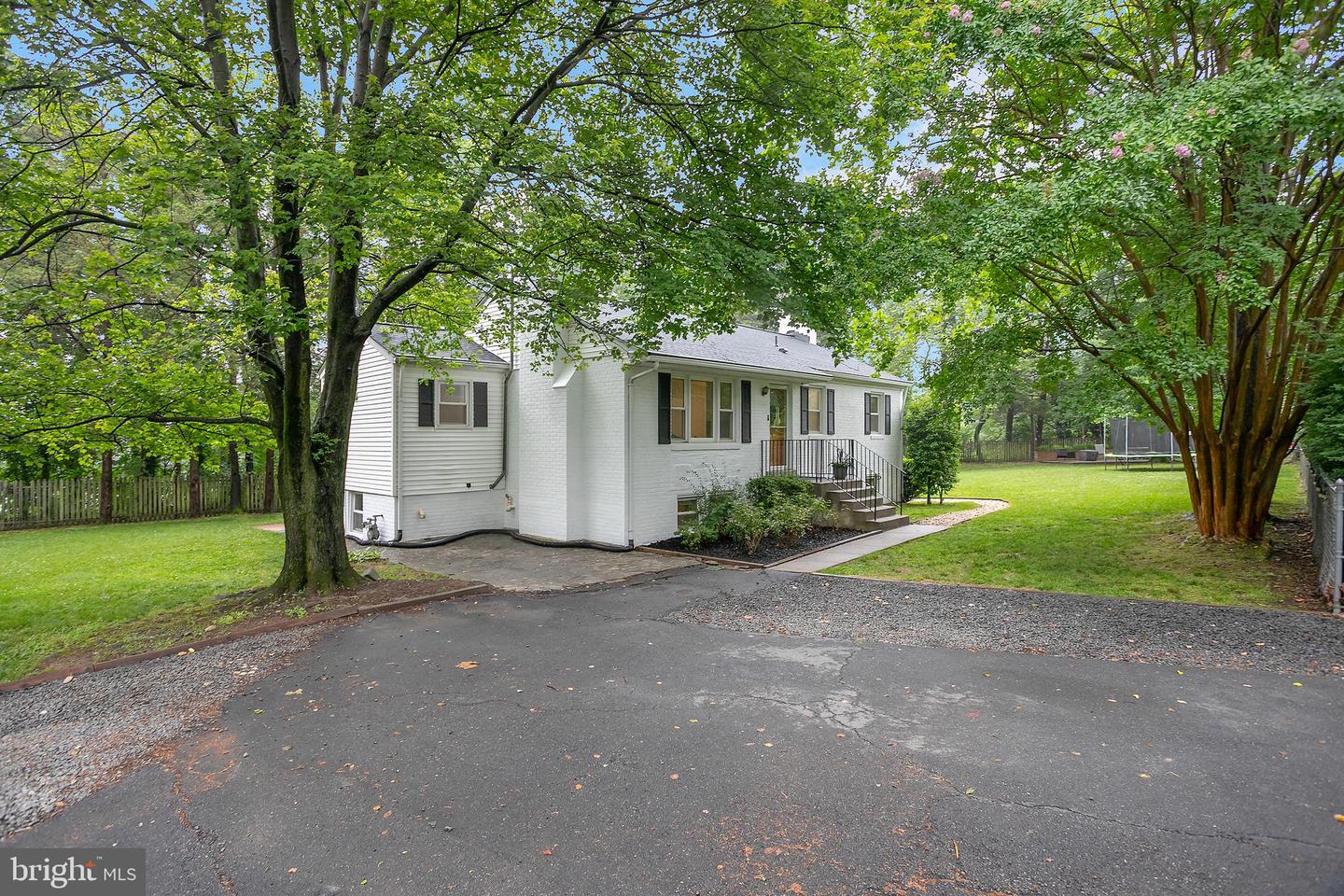 6001 KROY CT, SPRINGFIELD, Virginia 22150, 4 Bedrooms Bedrooms, ,2 BathroomsBathrooms,Residential,For sale,6001 KROY CT,VAFX2245354 MLS # VAFX2245354