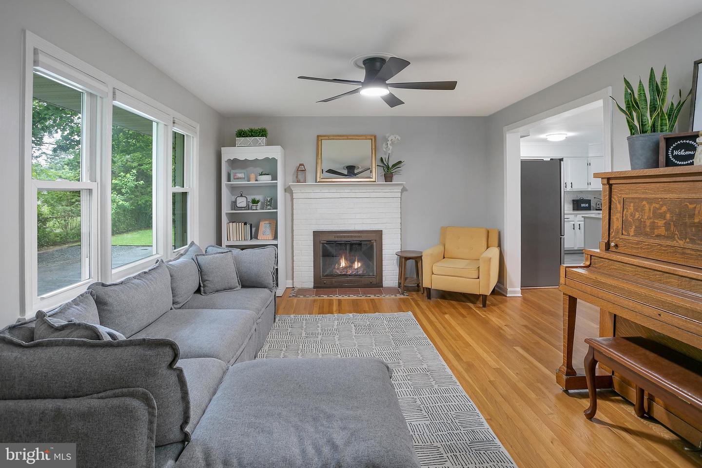 6001 KROY CT, SPRINGFIELD, Virginia 22150, 4 Bedrooms Bedrooms, ,2 BathroomsBathrooms,Residential,For sale,6001 KROY CT,VAFX2245354 MLS # VAFX2245354