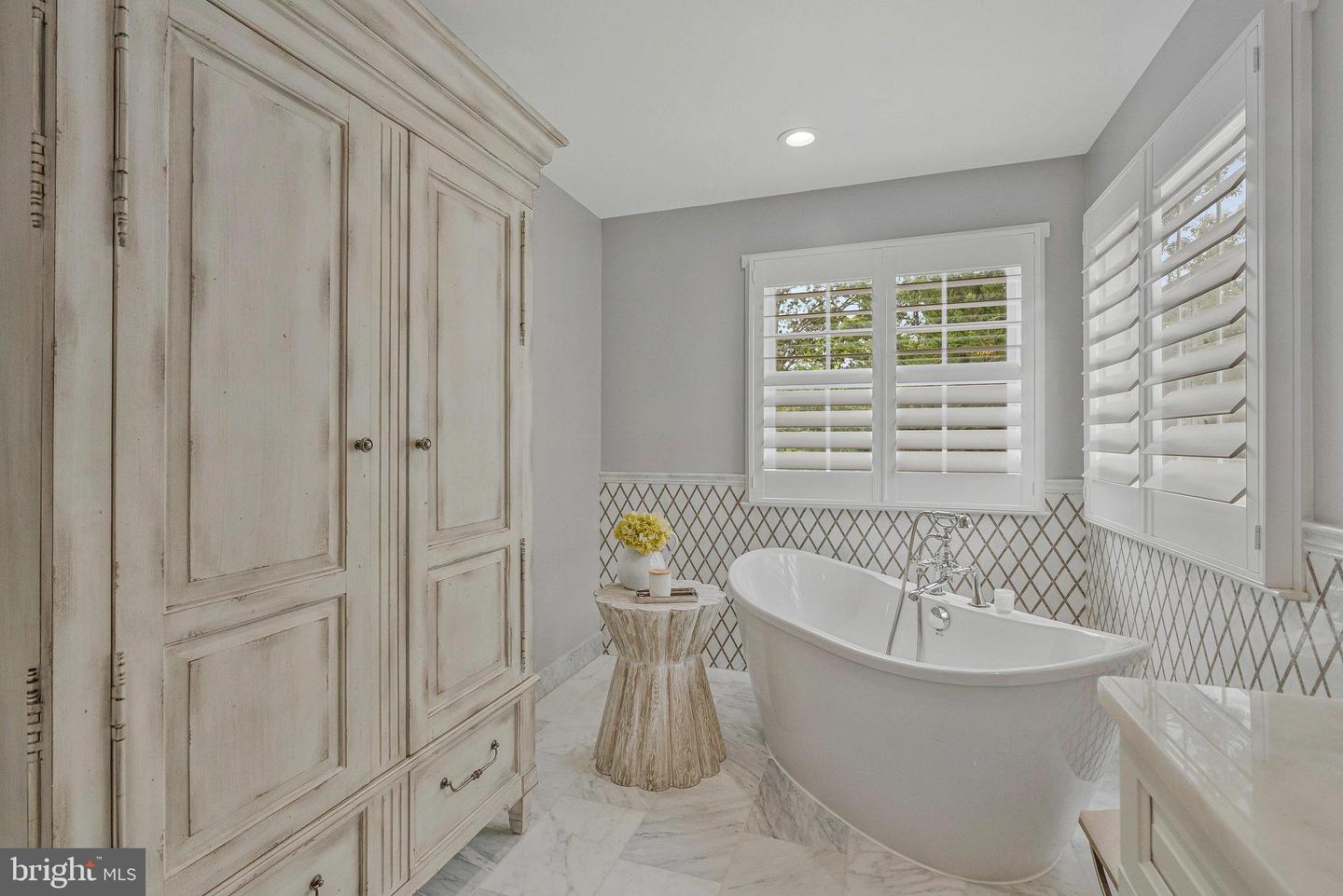 43034 CHESTERTON ST, ASHBURN, Virginia 20147, 4 Bedrooms Bedrooms, ,4 BathroomsBathrooms,Residential,For sale,43034 CHESTERTON ST,VALO2098732 MLS # VALO2098732