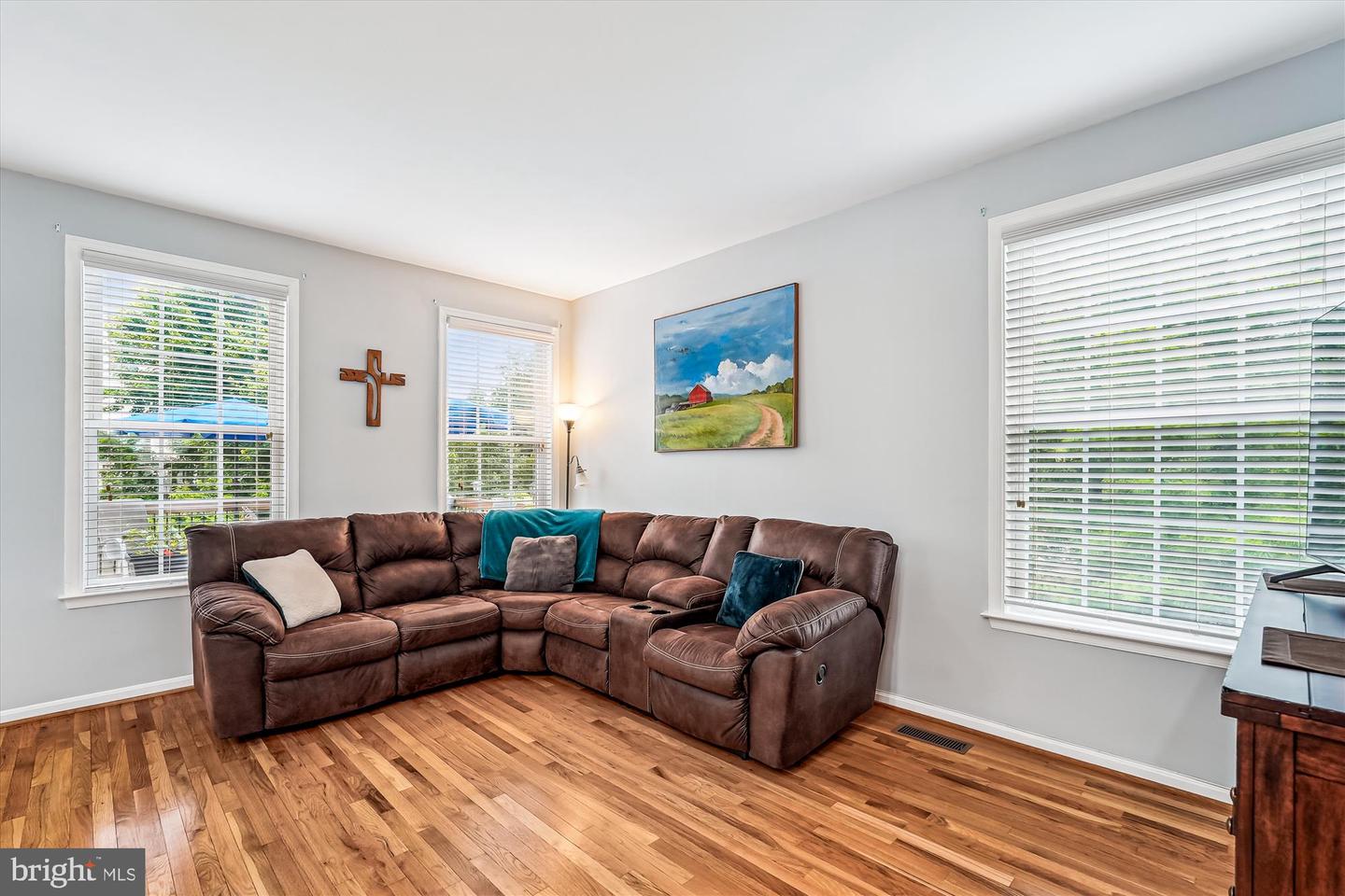 603 HOWITZER TER NE, LEESBURG, Virginia 20176, 3 Bedrooms Bedrooms, ,2 BathroomsBathrooms,Residential,For sale,603 HOWITZER TER NE,VALO2098754 MLS # VALO2098754