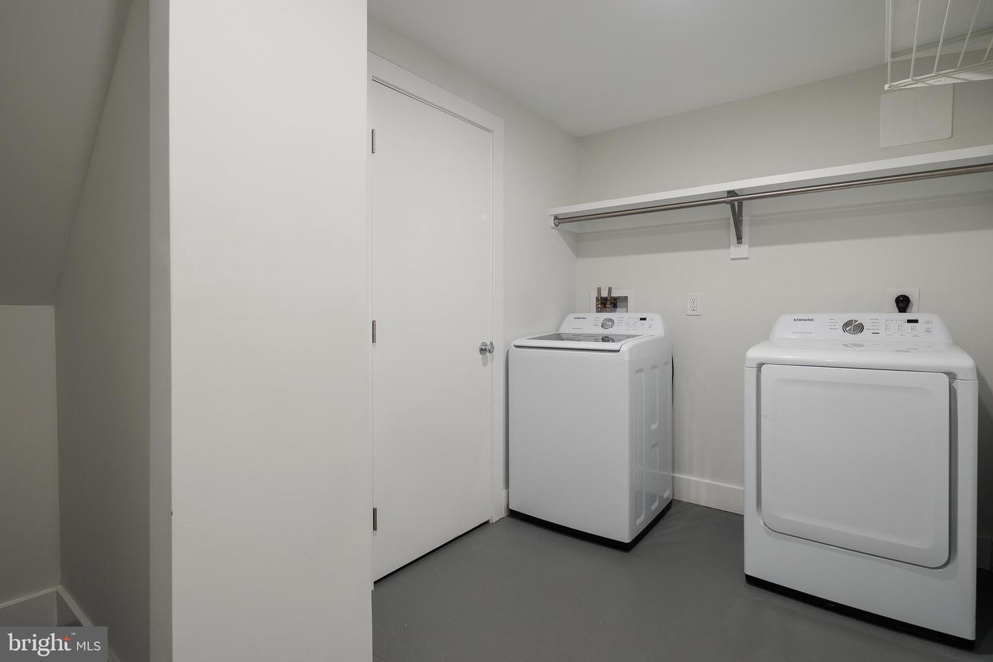 4605 FERRY LANDING RD, ALEXANDRIA, Virginia 22309, 6 Bedrooms Bedrooms, ,3 BathroomsBathrooms,Residential,For sale,4605 FERRY LANDING RD,VAFX2245592 MLS # VAFX2245592