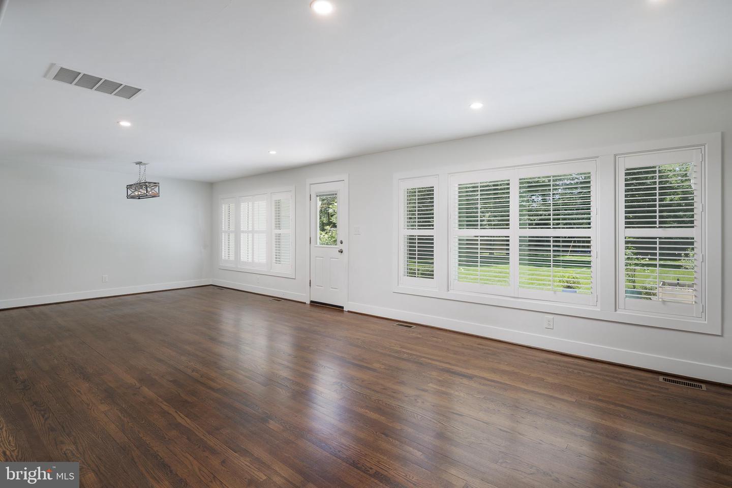 4605 FERRY LANDING RD, ALEXANDRIA, Virginia 22309, 6 Bedrooms Bedrooms, ,3 BathroomsBathrooms,Residential,For sale,4605 FERRY LANDING RD,VAFX2245592 MLS # VAFX2245592