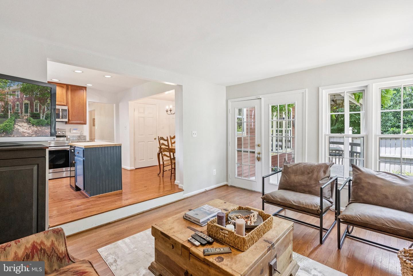 2085 COBBLESTONE LN, RESTON, Virginia 20191, 4 Bedrooms Bedrooms, ,3 BathroomsBathrooms,Residential,For sale,2085 COBBLESTONE LN,VAFX2245726 MLS # VAFX2245726