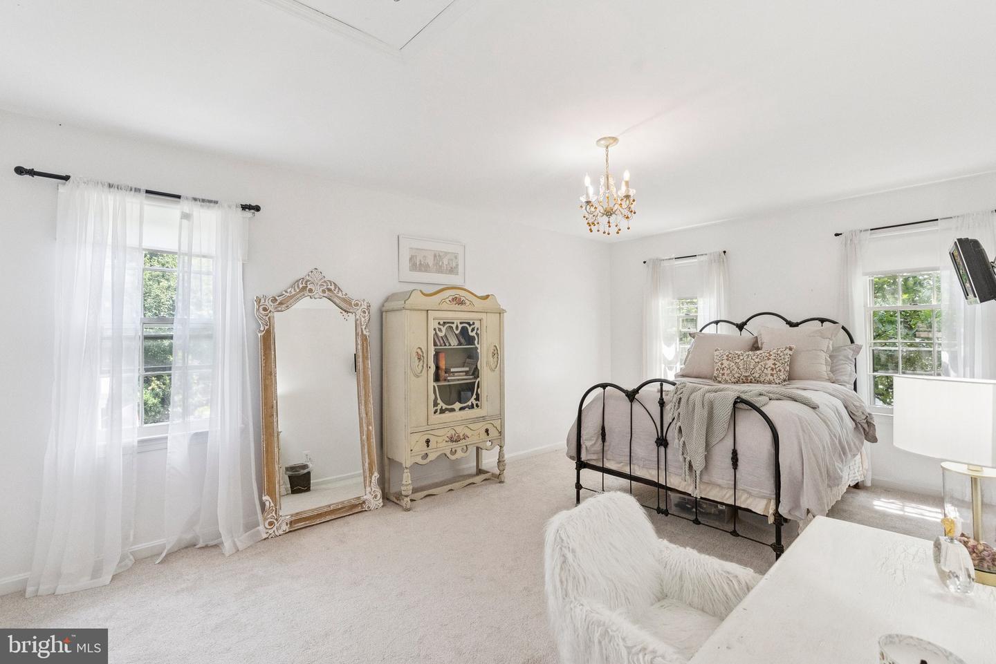 2085 COBBLESTONE LN, RESTON, Virginia 20191, 4 Bedrooms Bedrooms, ,3 BathroomsBathrooms,Residential,For sale,2085 COBBLESTONE LN,VAFX2245726 MLS # VAFX2245726