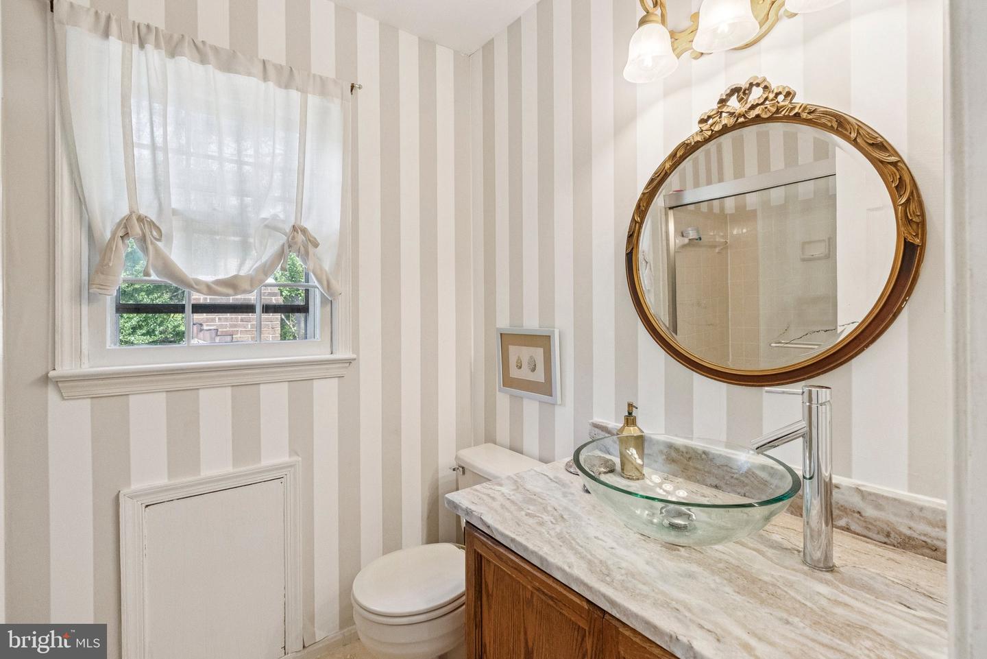 2085 COBBLESTONE LN, RESTON, Virginia 20191, 4 Bedrooms Bedrooms, ,3 BathroomsBathrooms,Residential,For sale,2085 COBBLESTONE LN,VAFX2245726 MLS # VAFX2245726