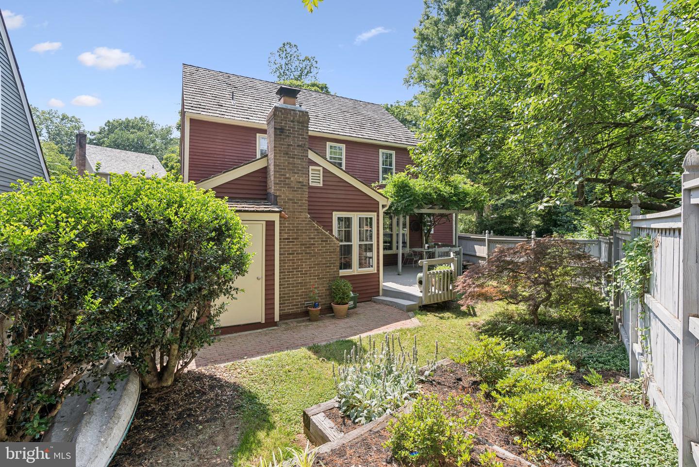 2085 COBBLESTONE LN, RESTON, Virginia 20191, 4 Bedrooms Bedrooms, ,3 BathroomsBathrooms,Residential,For sale,2085 COBBLESTONE LN,VAFX2245726 MLS # VAFX2245726