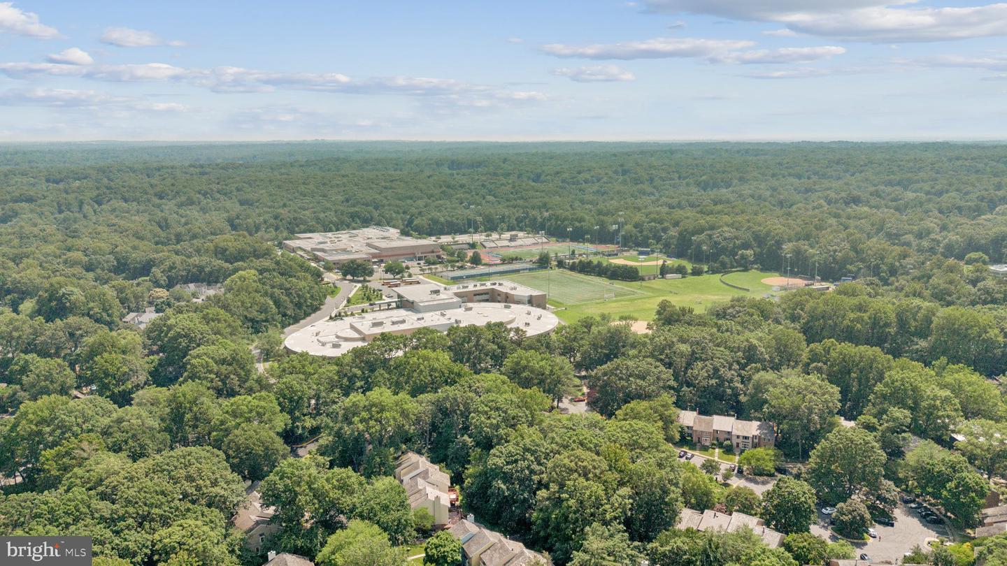 2085 COBBLESTONE LN, RESTON, Virginia 20191, 4 Bedrooms Bedrooms, ,3 BathroomsBathrooms,Residential,For sale,2085 COBBLESTONE LN,VAFX2245726 MLS # VAFX2245726