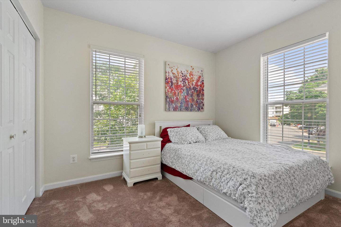 25280 LAKE SHORE SQ #205, CHANTILLY, Virginia 20152, 2 Bedrooms Bedrooms, ,1 BathroomBathrooms,Residential,For sale,25280 LAKE SHORE SQ #205,VALO2098844 MLS # VALO2098844