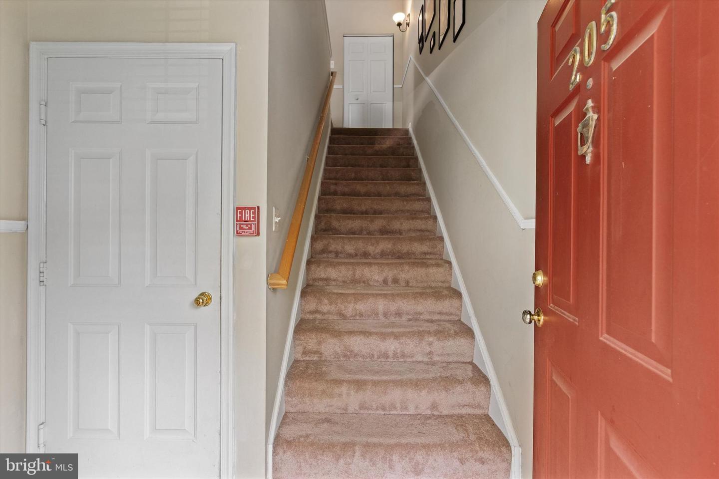 25280 LAKE SHORE SQ #205, CHANTILLY, Virginia 20152, 2 Bedrooms Bedrooms, ,1 BathroomBathrooms,Residential,For sale,25280 LAKE SHORE SQ #205,VALO2098844 MLS # VALO2098844