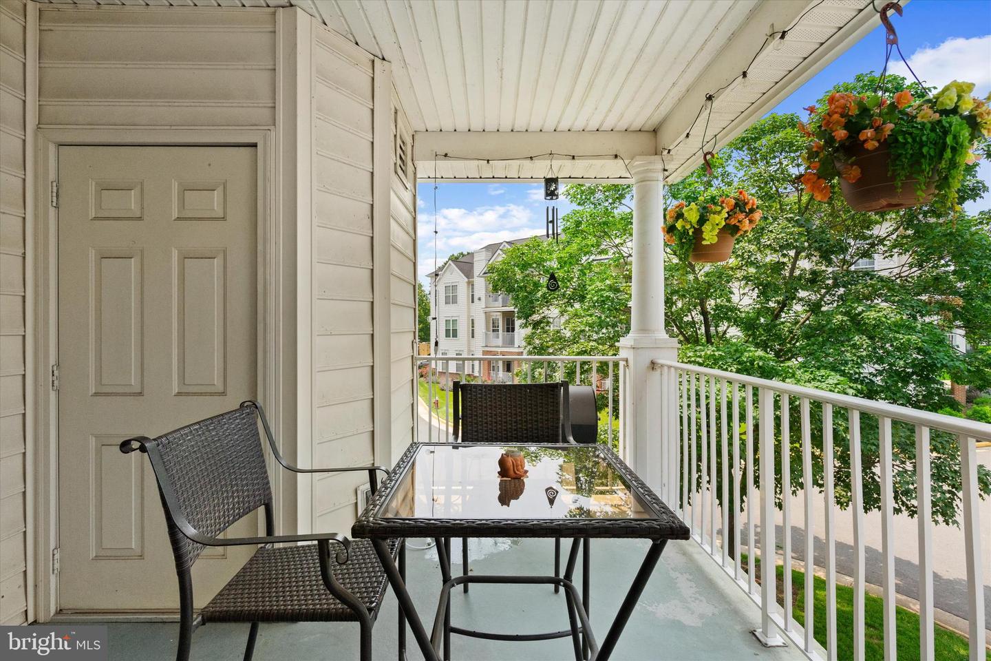 25280 LAKE SHORE SQ #205, CHANTILLY, Virginia 20152, 2 Bedrooms Bedrooms, ,1 BathroomBathrooms,Residential,For sale,25280 LAKE SHORE SQ #205,VALO2098844 MLS # VALO2098844