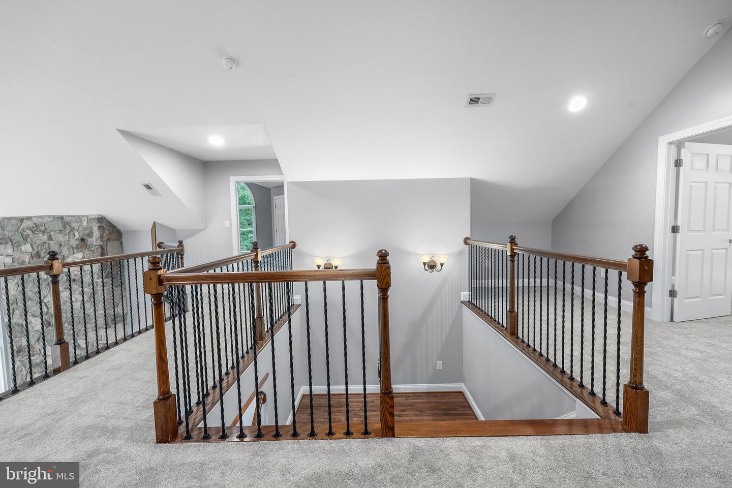11607 FAWN LAKE PKWY, SPOTSYLVANIA, Virginia 22551, 5 Bedrooms Bedrooms, ,4 BathroomsBathrooms,Residential,For sale,11607 FAWN LAKE PKWY,VASP2033732 MLS # VASP2033732