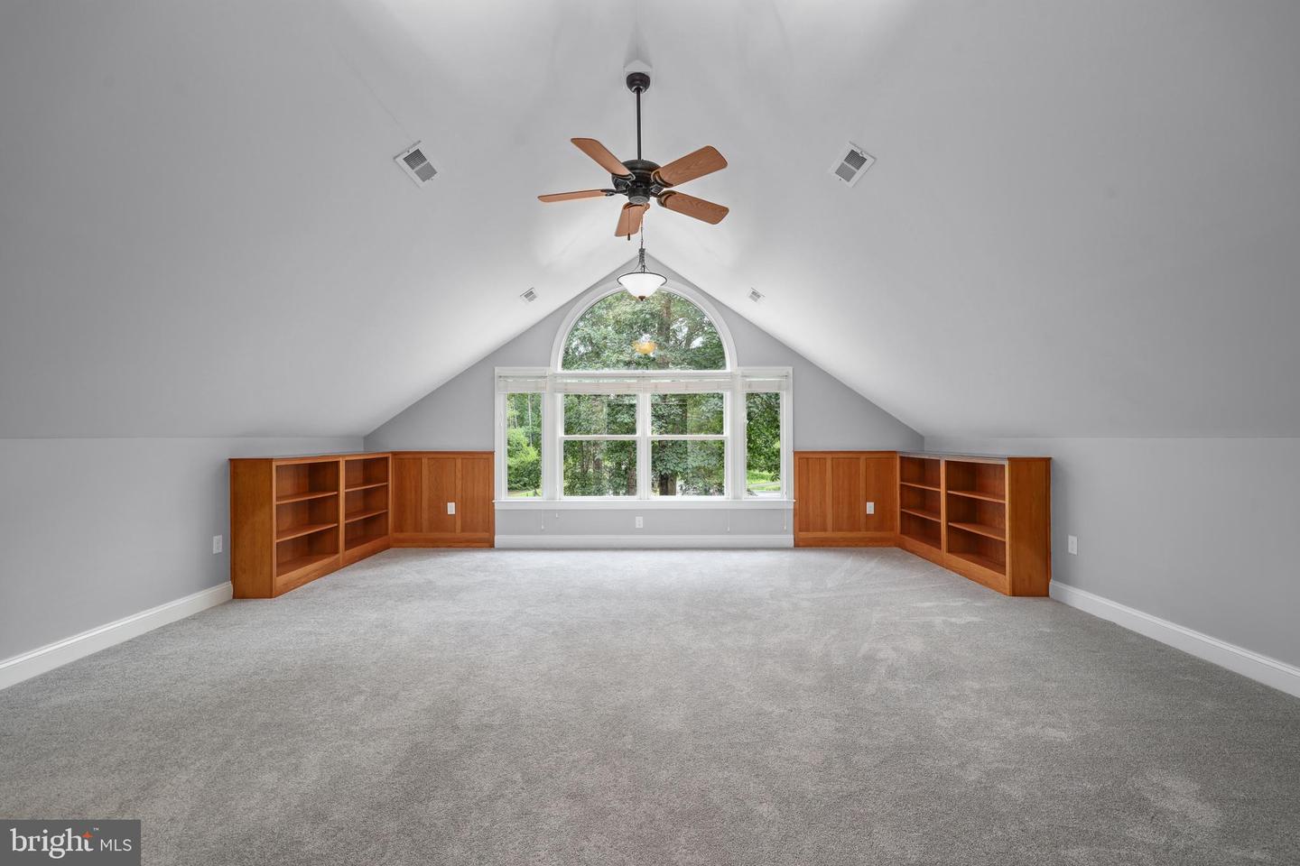 11607 FAWN LAKE PKWY, SPOTSYLVANIA, Virginia 22551, 5 Bedrooms Bedrooms, ,4 BathroomsBathrooms,Residential,For sale,11607 FAWN LAKE PKWY,VASP2033732 MLS # VASP2033732