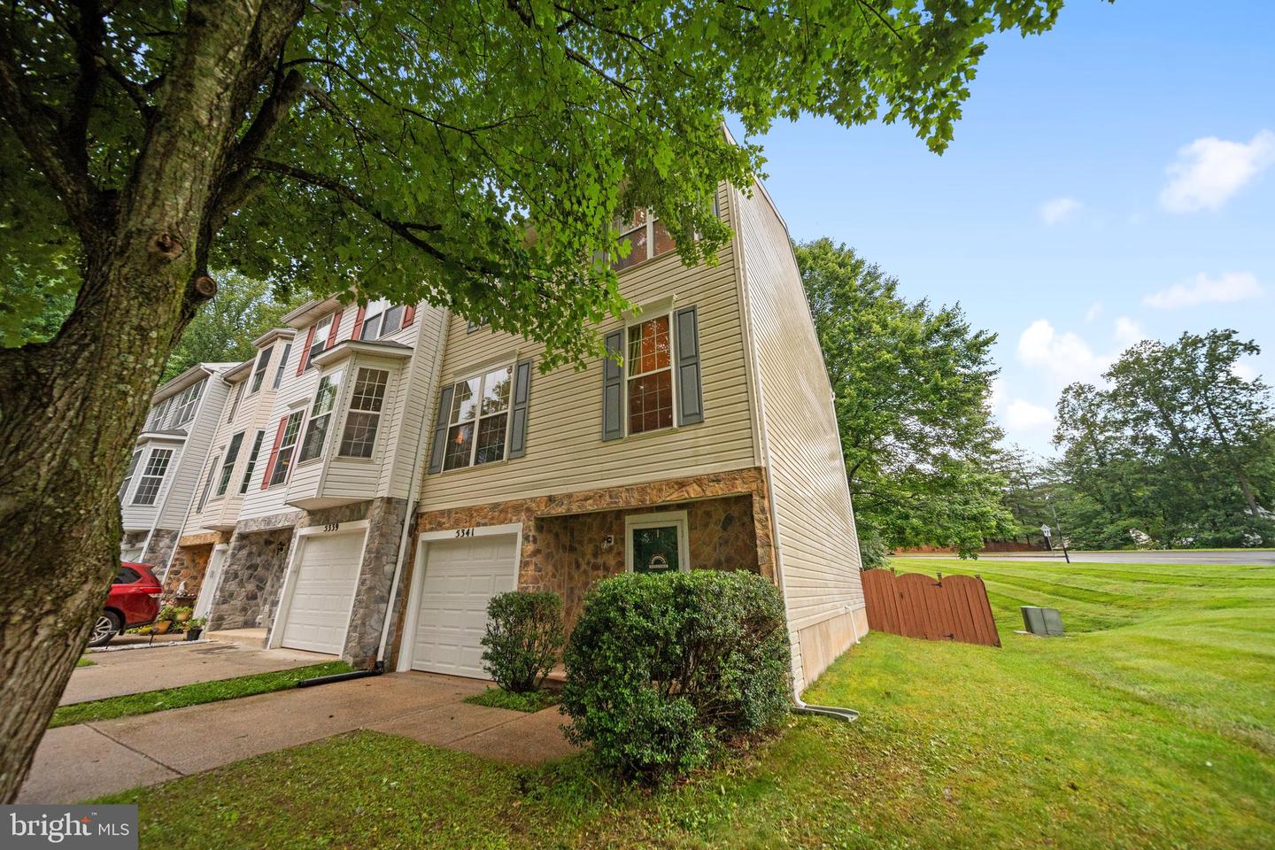 5341 YELLOW TURTLE PL, WOODBRIDGE, Virginia 22193, 3 Bedrooms Bedrooms, ,2 BathroomsBathrooms,Residential,For sale,5341 YELLOW TURTLE PL,VAPW2096380 MLS # VAPW2096380