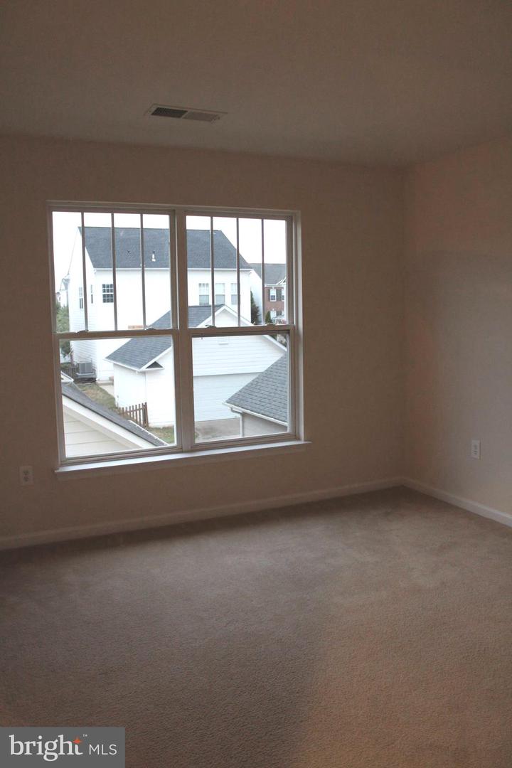1202 ANDERSON ST, FREDERICKSBURG, Virginia 22401, 5 Bedrooms Bedrooms, ,2 BathroomsBathrooms,Residential,For sale,1202 ANDERSON ST,VAFB2008376 MLS # VAFB2008376