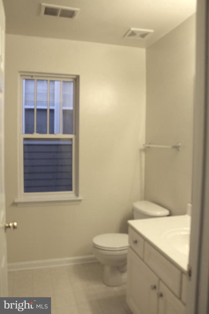 1202 ANDERSON ST, FREDERICKSBURG, Virginia 22401, 5 Bedrooms Bedrooms, ,2 BathroomsBathrooms,Residential,For sale,1202 ANDERSON ST,VAFB2008376 MLS # VAFB2008376