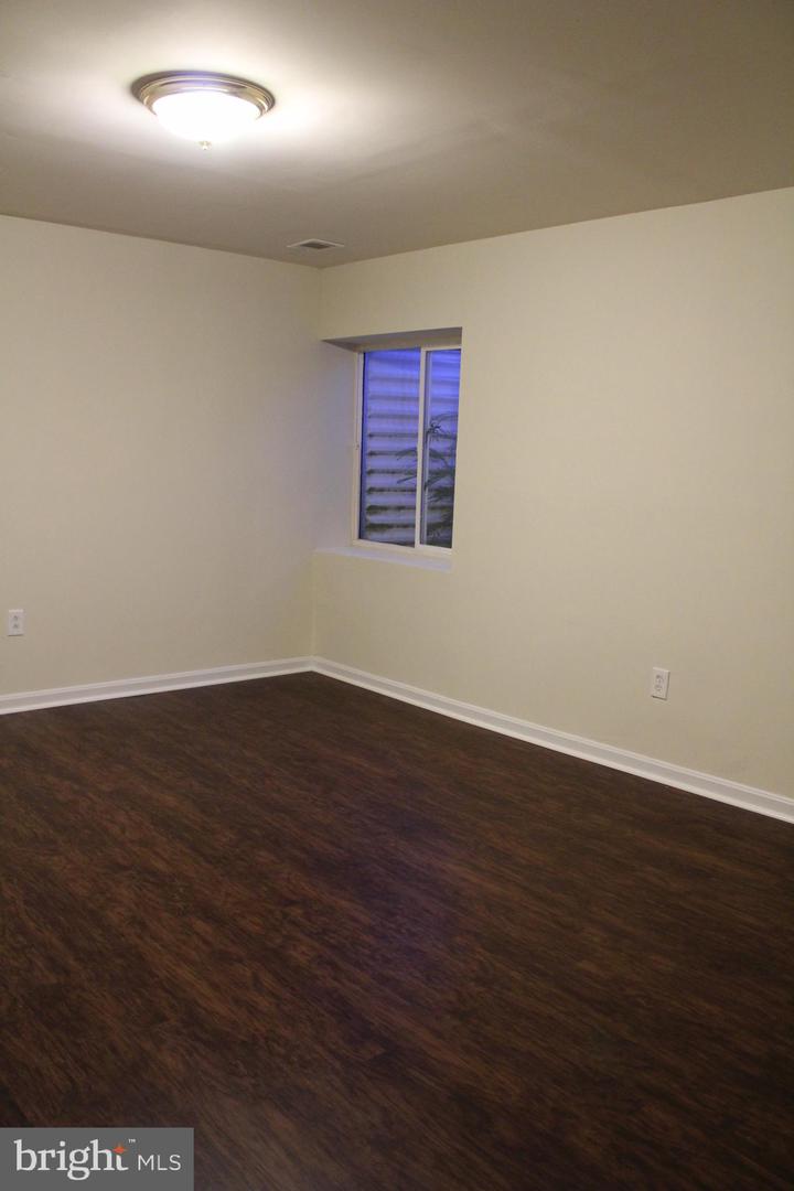 1202 ANDERSON ST, FREDERICKSBURG, Virginia 22401, 5 Bedrooms Bedrooms, ,2 BathroomsBathrooms,Residential,For sale,1202 ANDERSON ST,VAFB2008376 MLS # VAFB2008376