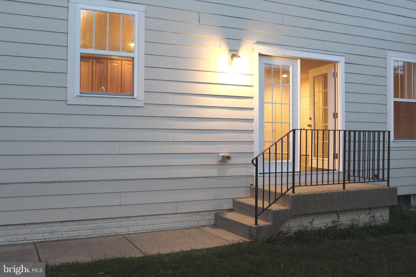 1202 ANDERSON ST, FREDERICKSBURG, Virginia 22401, 5 Bedrooms Bedrooms, ,2 BathroomsBathrooms,Residential,For sale,1202 ANDERSON ST,VAFB2008376 MLS # VAFB2008376