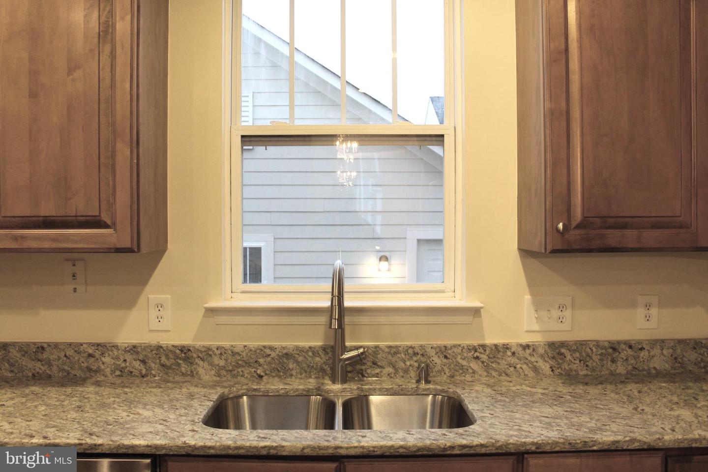 1202 ANDERSON ST, FREDERICKSBURG, Virginia 22401, 5 Bedrooms Bedrooms, ,2 BathroomsBathrooms,Residential,For sale,1202 ANDERSON ST,VAFB2008376 MLS # VAFB2008376