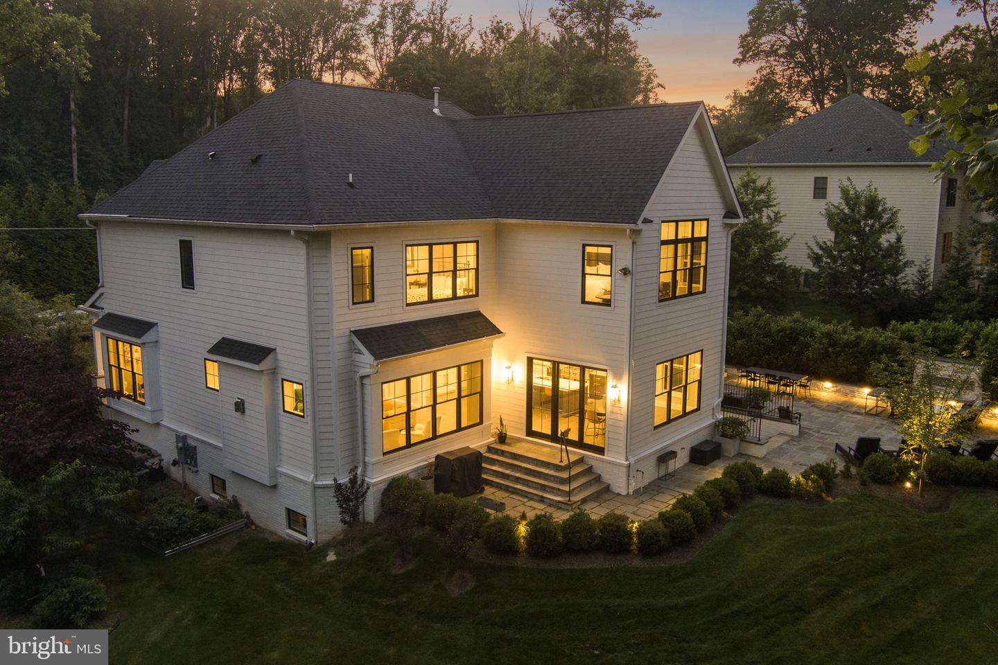 717 MILLER AVE, GREAT FALLS, Virginia 22066, 6 Bedrooms Bedrooms, ,6 BathroomsBathrooms,Residential,For sale,717 MILLER AVE,VAFX2245878 MLS # VAFX2245878