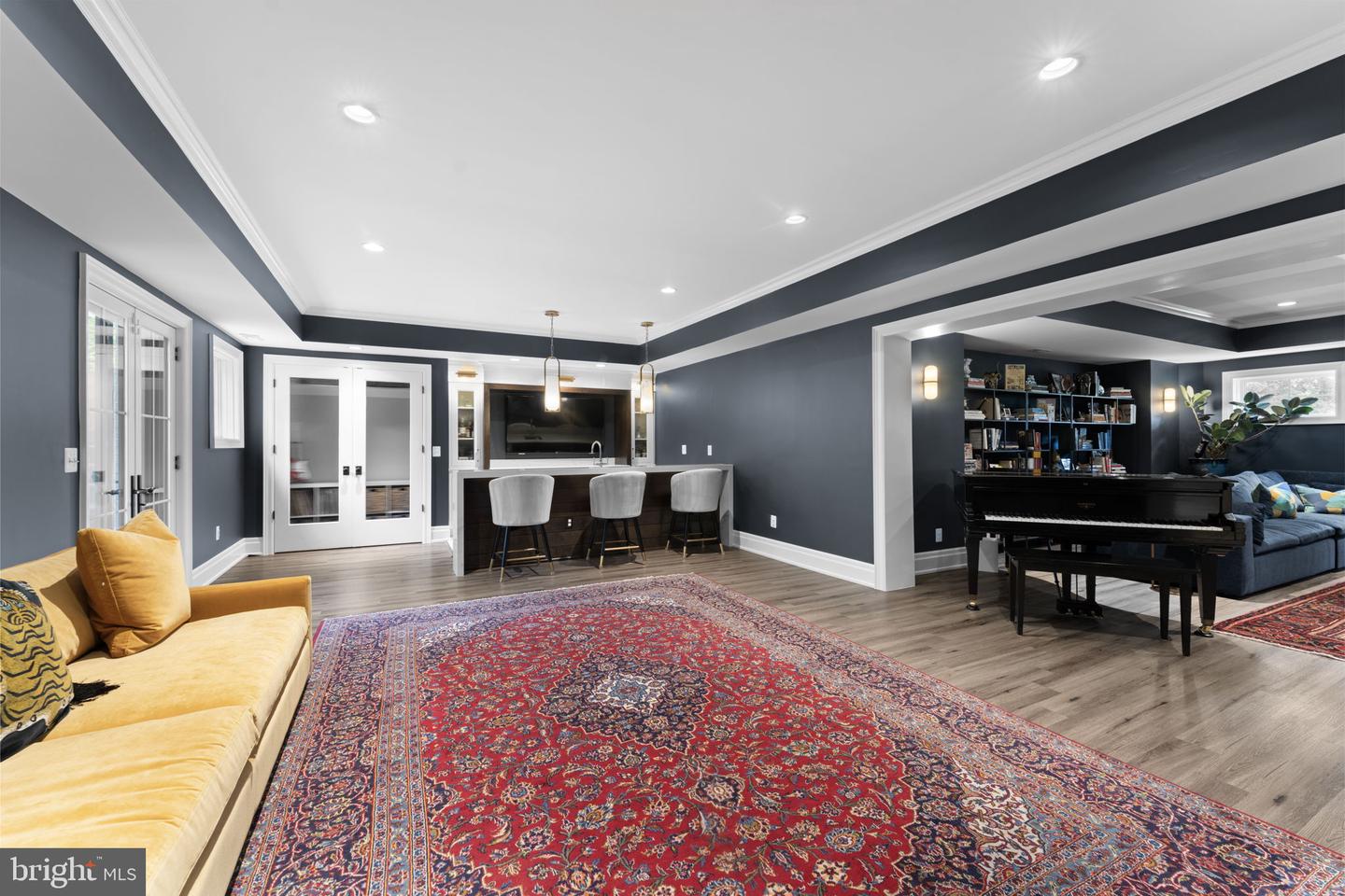 717 MILLER AVE, GREAT FALLS, Virginia 22066, 6 Bedrooms Bedrooms, ,6 BathroomsBathrooms,Residential,For sale,717 MILLER AVE,VAFX2245878 MLS # VAFX2245878