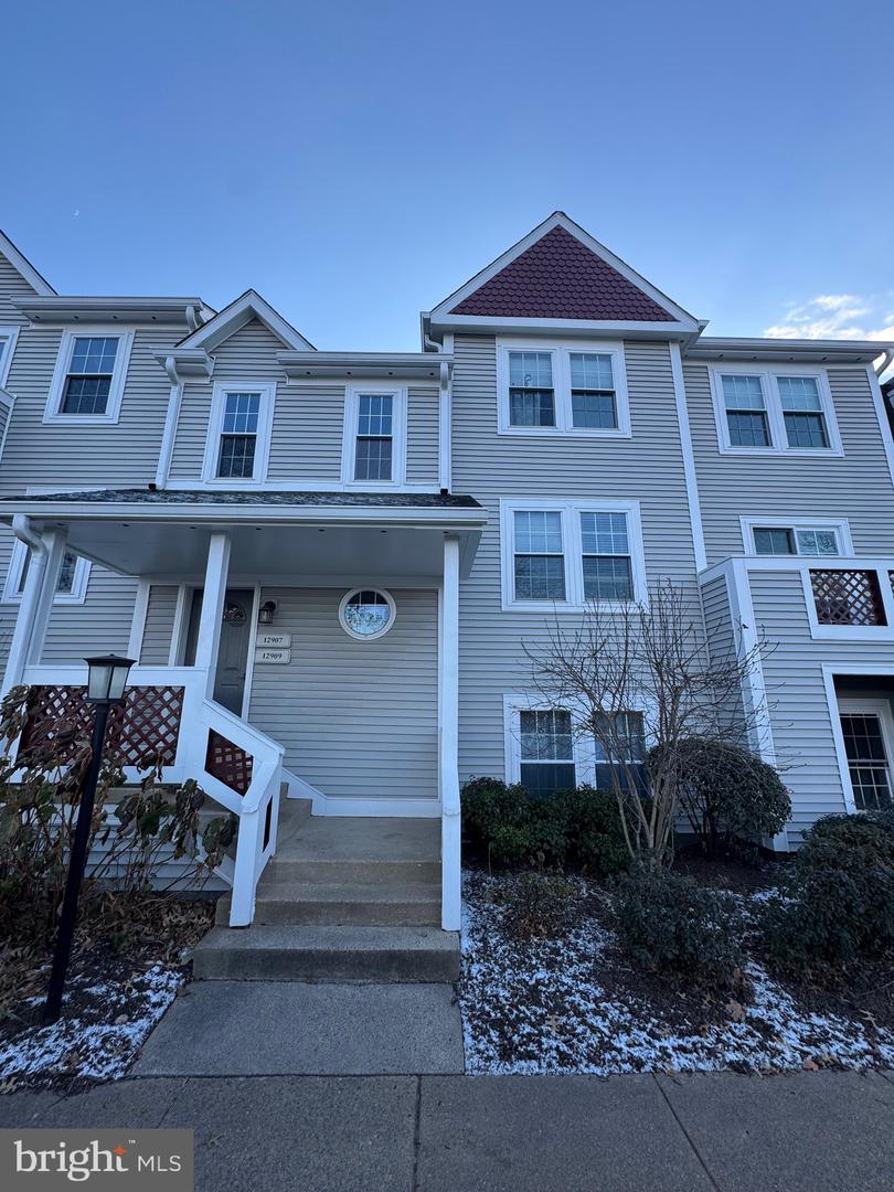 12909 ROUTE 50 #12909A, FAIRFAX, Virginia 22033, 2 Bedrooms Bedrooms, ,2 BathroomsBathrooms,Residential,For sale,12909 ROUTE 50 #12909A,VAFX2245898 MLS # VAFX2245898