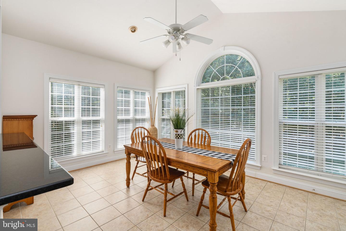 425 GENTLE BREEZE CIR, FREDERICKSBURG, Virginia 22406, 5 Bedrooms Bedrooms, ,3 BathroomsBathrooms,Residential,For sale,425 GENTLE BREEZE CIR,VAST2039584 MLS # VAST2039584