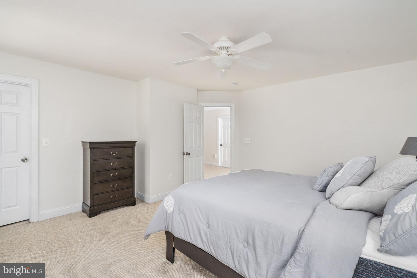 425 GENTLE BREEZE CIR, FREDERICKSBURG, Virginia 22406, 5 Bedrooms Bedrooms, ,3 BathroomsBathrooms,Residential,For sale,425 GENTLE BREEZE CIR,VAST2039584 MLS # VAST2039584
