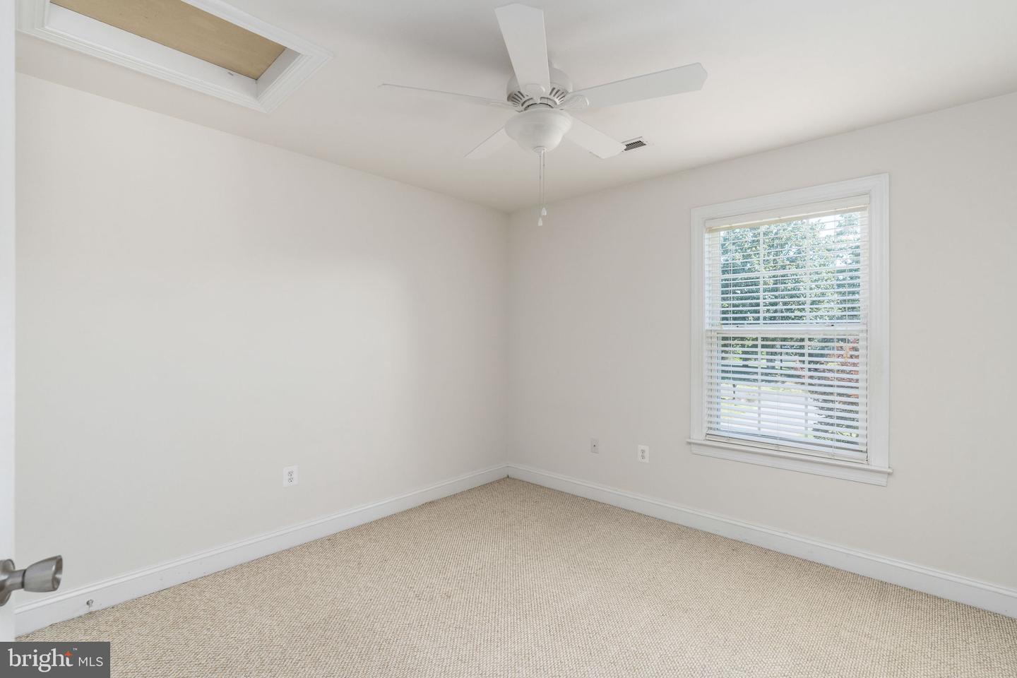 425 GENTLE BREEZE CIR, FREDERICKSBURG, Virginia 22406, 5 Bedrooms Bedrooms, ,3 BathroomsBathrooms,Residential,For sale,425 GENTLE BREEZE CIR,VAST2039584 MLS # VAST2039584