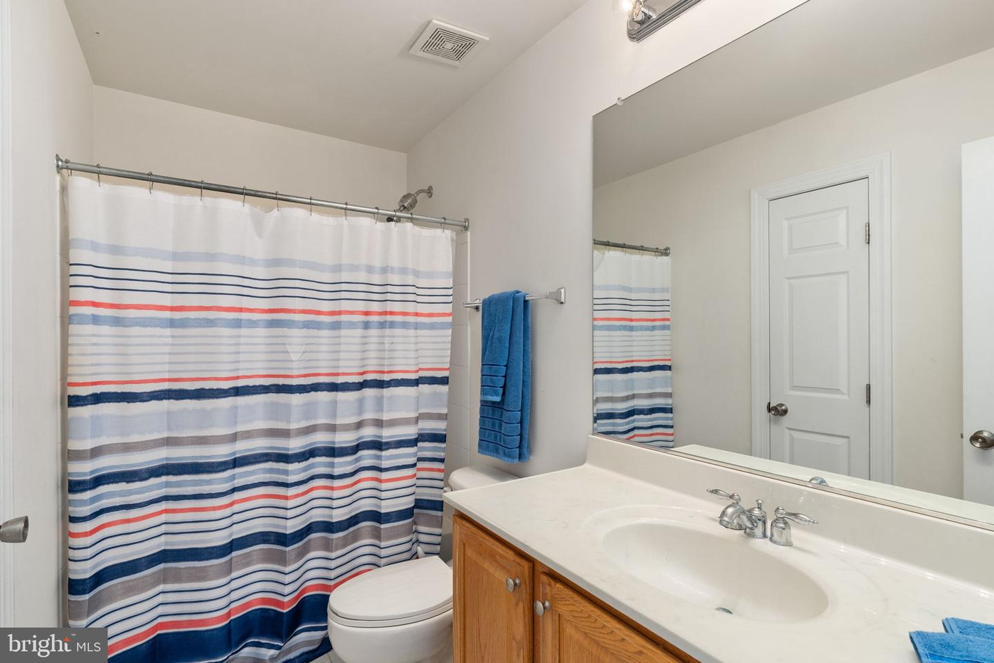 425 GENTLE BREEZE CIR, FREDERICKSBURG, Virginia 22406, 5 Bedrooms Bedrooms, ,3 BathroomsBathrooms,Residential,For sale,425 GENTLE BREEZE CIR,VAST2039584 MLS # VAST2039584