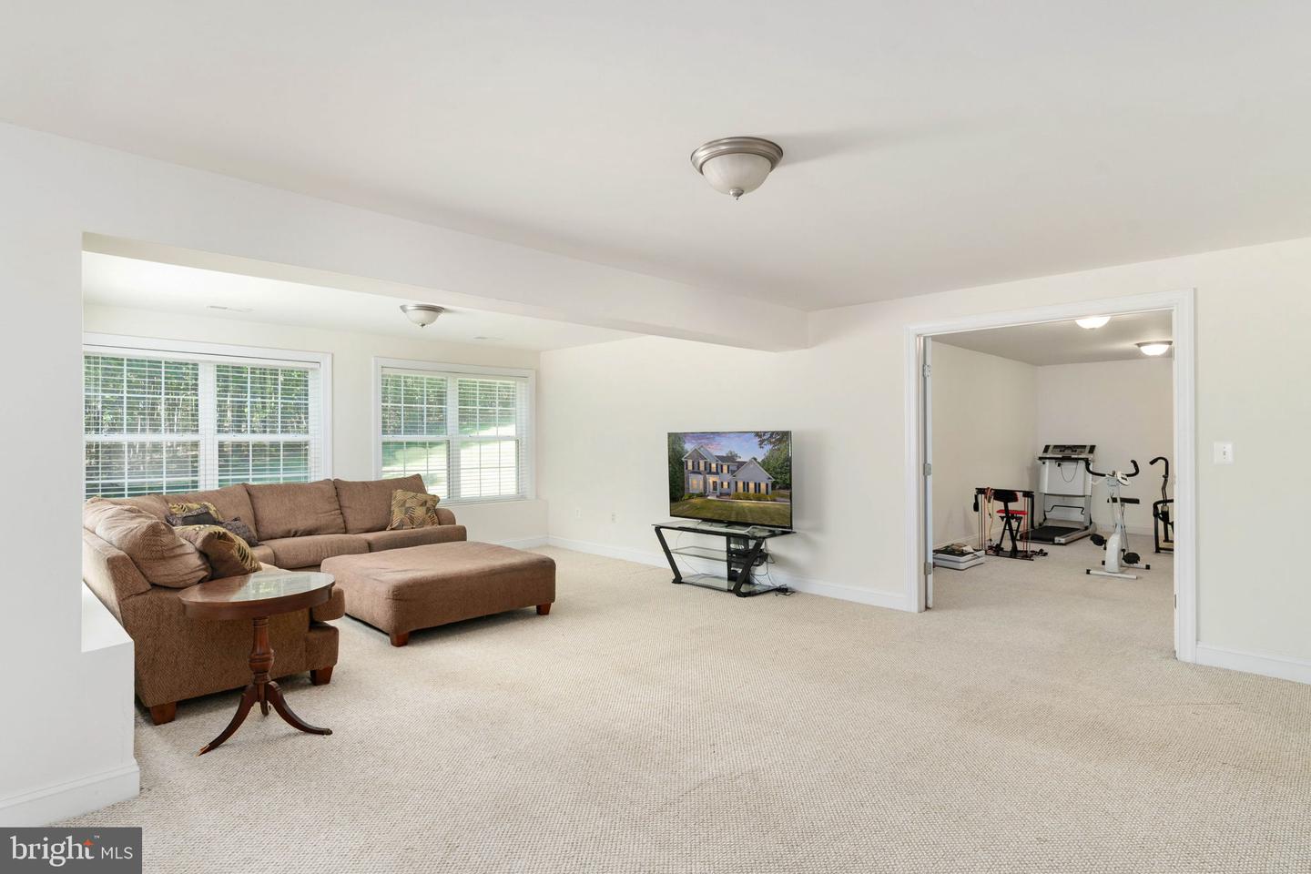 425 GENTLE BREEZE CIR, FREDERICKSBURG, Virginia 22406, 5 Bedrooms Bedrooms, ,3 BathroomsBathrooms,Residential,For sale,425 GENTLE BREEZE CIR,VAST2039584 MLS # VAST2039584