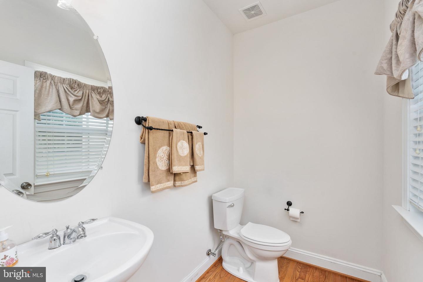 425 GENTLE BREEZE CIR, FREDERICKSBURG, Virginia 22406, 5 Bedrooms Bedrooms, ,3 BathroomsBathrooms,Residential,For sale,425 GENTLE BREEZE CIR,VAST2039584 MLS # VAST2039584