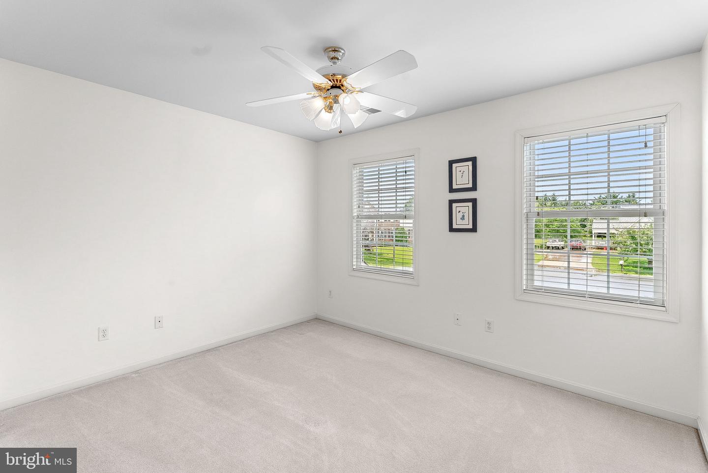 302 EDGAR CT, BERRYVILLE, Virginia 22611, 4 Bedrooms Bedrooms, ,2 BathroomsBathrooms,Residential,For sale,302 EDGAR CT,VACL2003824 MLS # VACL2003824