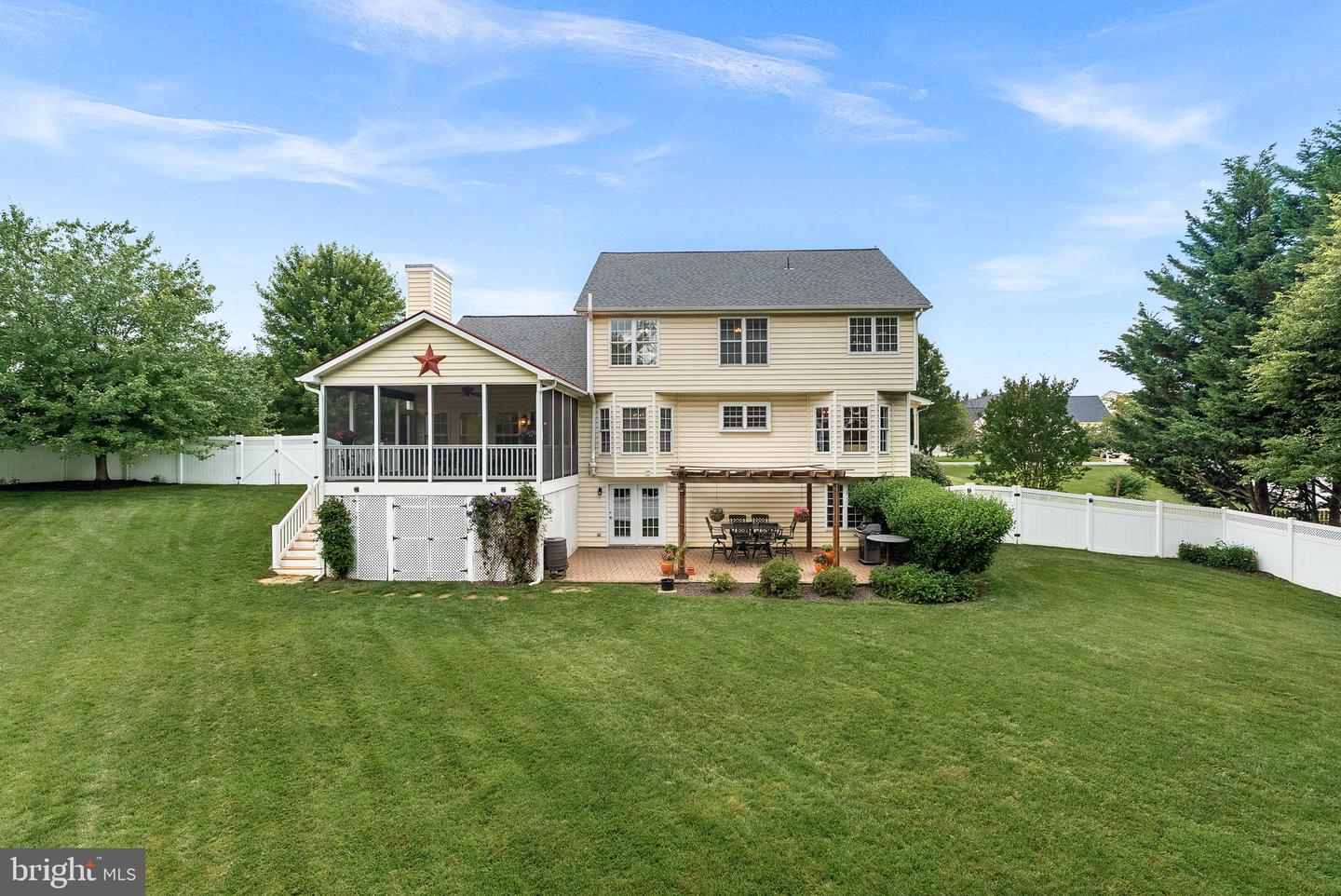 302 EDGAR CT, BERRYVILLE, Virginia 22611, 4 Bedrooms Bedrooms, ,2 BathroomsBathrooms,Residential,For sale,302 EDGAR CT,VACL2003824 MLS # VACL2003824