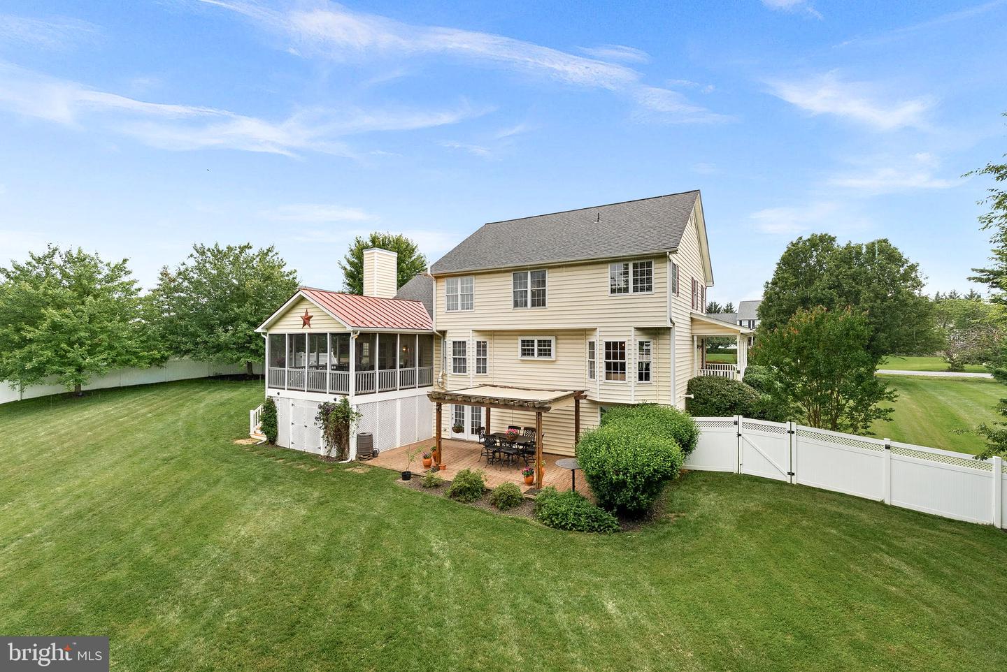 302 EDGAR CT, BERRYVILLE, Virginia 22611, 4 Bedrooms Bedrooms, ,2 BathroomsBathrooms,Residential,For sale,302 EDGAR CT,VACL2003824 MLS # VACL2003824