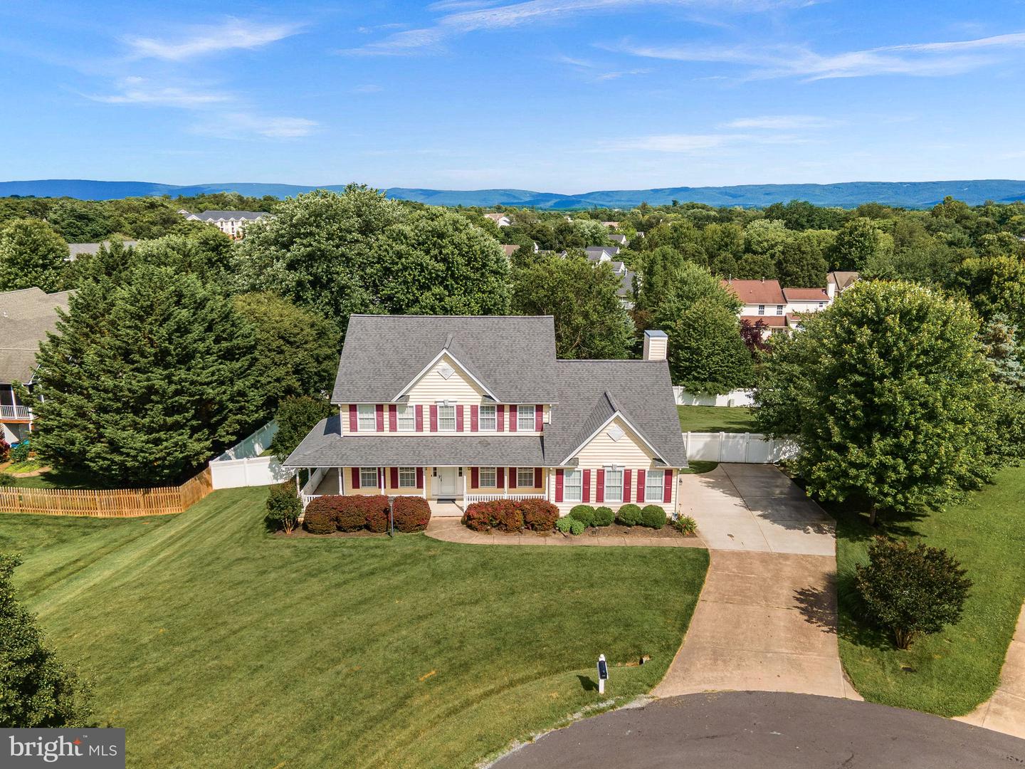 302 EDGAR CT, BERRYVILLE, Virginia 22611, 4 Bedrooms Bedrooms, ,2 BathroomsBathrooms,Residential,For sale,302 EDGAR CT,VACL2003824 MLS # VACL2003824