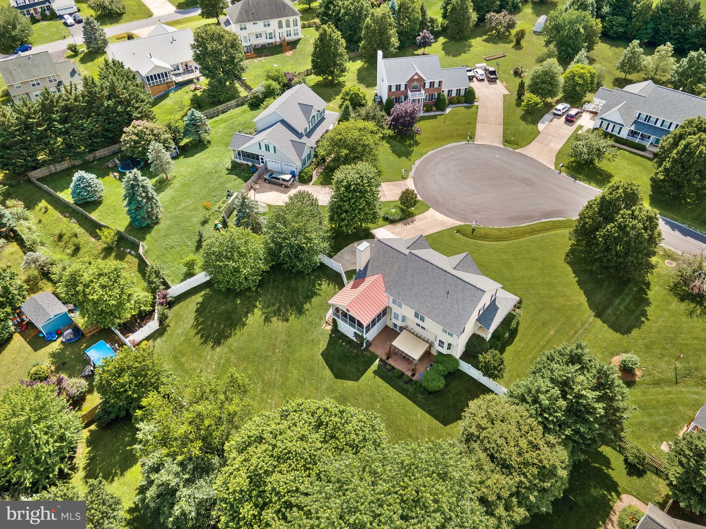 302 EDGAR CT, BERRYVILLE, Virginia 22611, 4 Bedrooms Bedrooms, ,2 BathroomsBathrooms,Residential,For sale,302 EDGAR CT,VACL2003824 MLS # VACL2003824